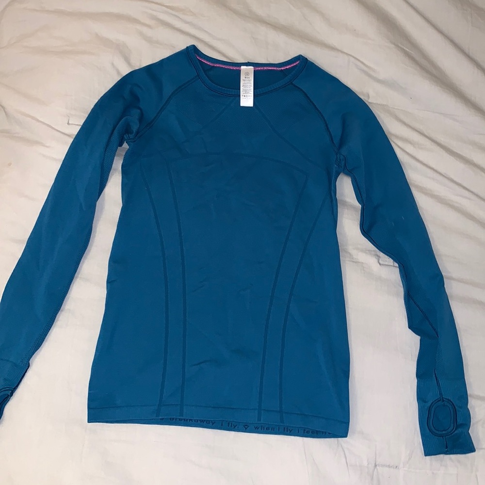 Ivivva blue long sleeve